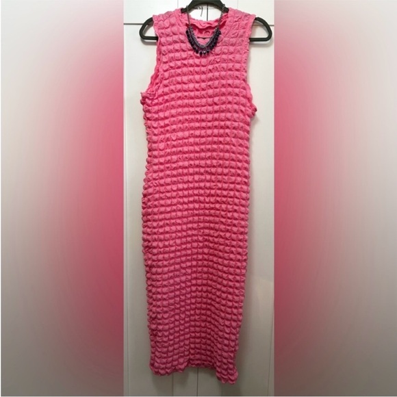 Pink Bubble Textured Maxi Dress Sleeveless NEW! FIRM! - Picture 3 of 4
